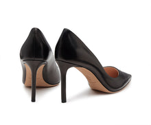 Carica l'immagine nel visualizzatore di Gallery, Decollete Angela - vista a coppia da dietro