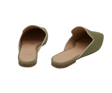 Carica l'immagine nel visualizzatore di Gallery, KATHARINE – Camoscio Salvia