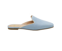 Carica l'immagine nel visualizzatore di Gallery, KATHARINE – Camoscio Sky