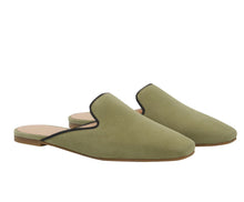 Carica l'immagine nel visualizzatore di Gallery, KATHARINE –  Camoscio Salvia e Nero