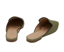 Carica l'immagine nel visualizzatore di Gallery, KATHARINE –  Camoscio Salvia e Nero