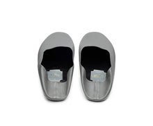 Carica l'immagine nel visualizzatore di Gallery, HOME SLIPPER DONNA - Pelle saffiano e Raso Grigio/Nero