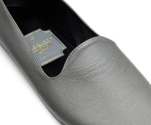 Carica l'immagine nel visualizzatore di Gallery, HOME SLIPPER DONNA - Pelle saffiano e Raso Grigio/Nero