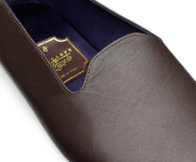 Carica l'immagine nel visualizzatore di Gallery, HOME SLIPPER UOMO - Pelle saffiano e Raso Testa di Moro/Blu