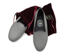 Carica l'immagine nel visualizzatore di Gallery, HOME SLIPPER UOMO - Pelle saffiano e Raso Grigio/Nero