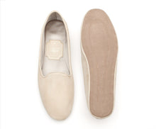 Carica l'immagine nel visualizzatore di Gallery, HOME SLIPPER DONNA - Camoscio e Raso Panna