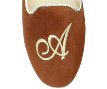 Carica l'immagine nel visualizzatore di Gallery, HOME SLIPPER DONNA - Camoscio / Raso - Marrone / Cognac
