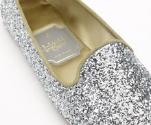 Carica l'immagine nel visualizzatore di Gallery, HOME SLIPPER DONNA - Glitter e Raso Argento/ Salvia