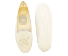 Carica l'immagine nel visualizzatore di Gallery, HOME SLIPPER UOMO - Camoscio / Raso - Panna / Cognac