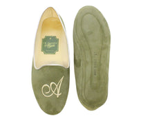 Carica l'immagine nel visualizzatore di Gallery, HOME SLIPPER UOMO - Camoscio / Raso - Salvia / Cognac